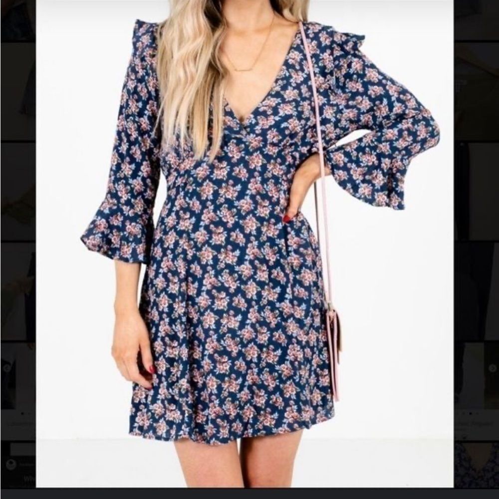 NWT LE LIS Navy Floral ¾ sleeve dress sz small